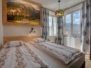 Отели типа «постель и завтрак» Pokoje Zamoyskiego - WATRA Закопане Двухместный номер с 1 кроватью и видом на горы-1